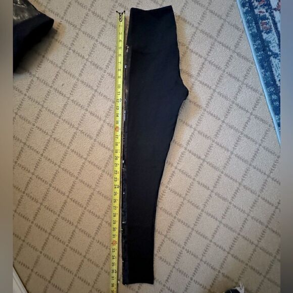 Lyssse Black midweight leggings with sequin tuxedo side stripe NWOT S - Picture 4 of 9